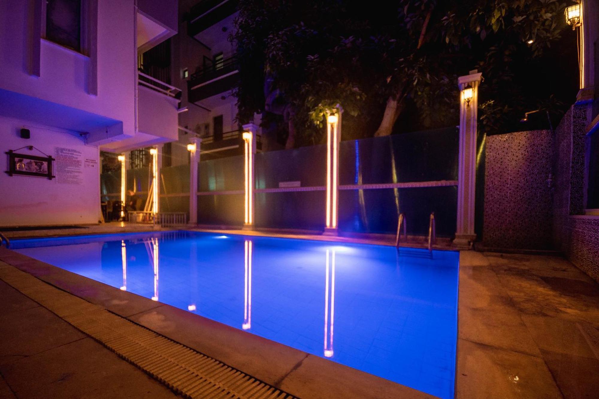 Behram Hotel Antalya Kültér fotó